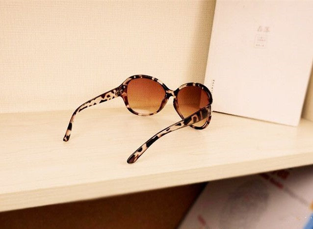 High Quality Women Luxury Sunglasses