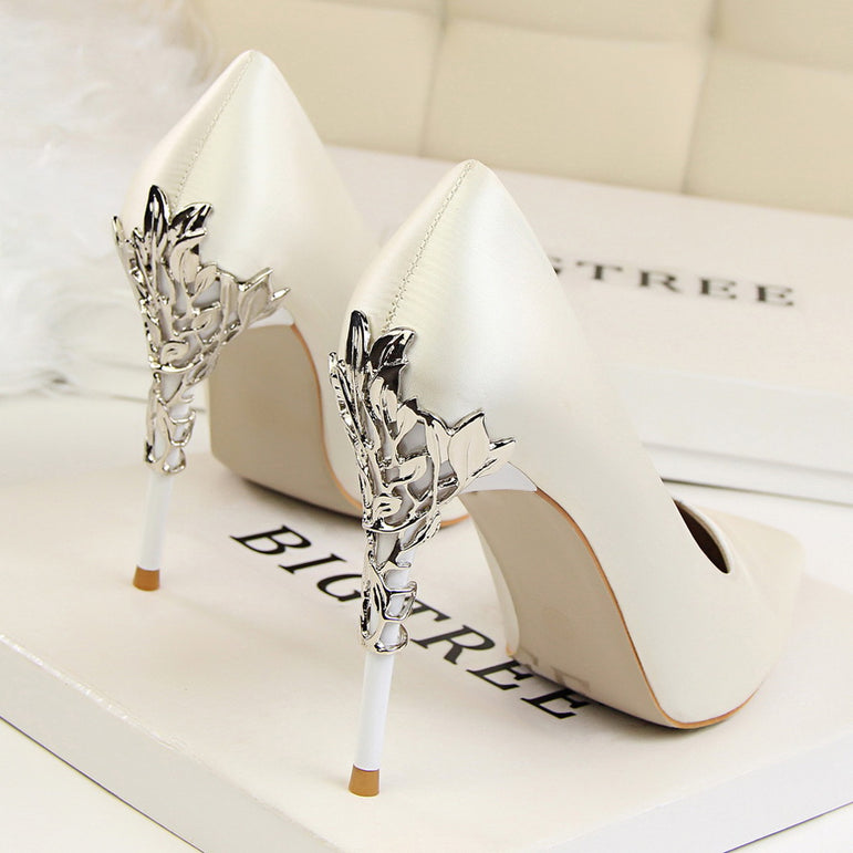 Metal Carved Sexy Pointed Toe Ladies Shoes