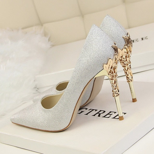 Metal Carved Sexy Pointed Toe Ladies Shoes